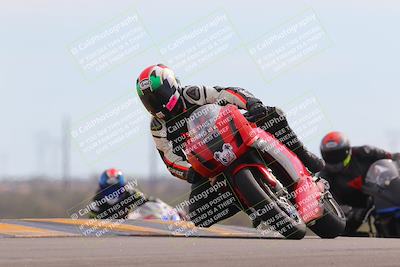 media/Nov-05-2022-SoCal Trackdays (Sat) [[f8d9b725ab]]/Turn 9 (110pm)/